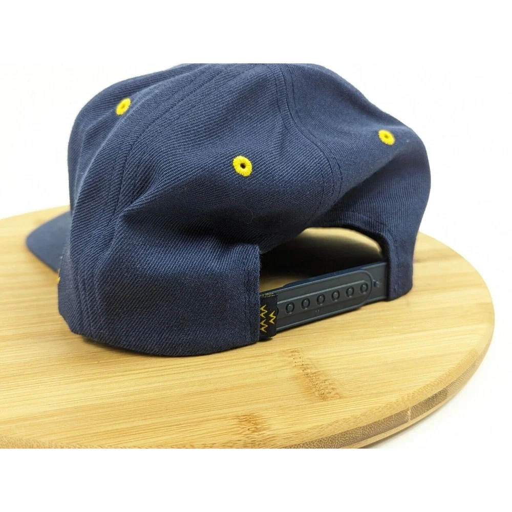 Drive Shack‎ Divot Snapback Hat Navy Yellow Embroidered Blue Yellow Adjustable